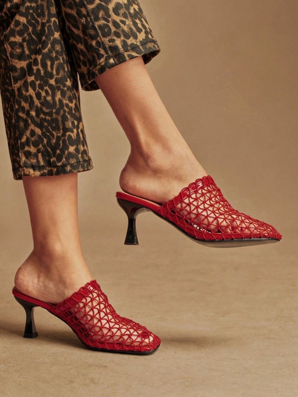Red Elegant Women's Hollow-Out Design Slip-On High Heel Sandals Shoes - Picture 4 of 7